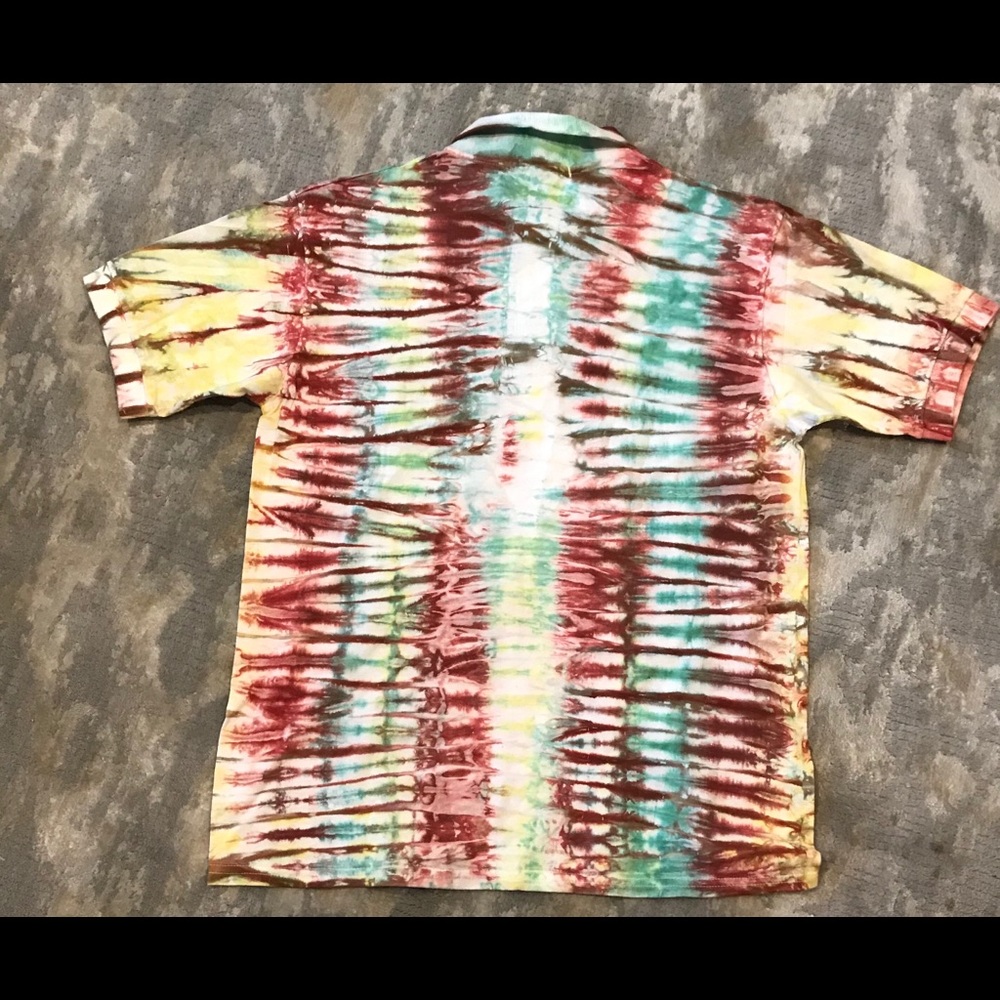100% Gildan cotton Batik shirt - Picture 2 of 2